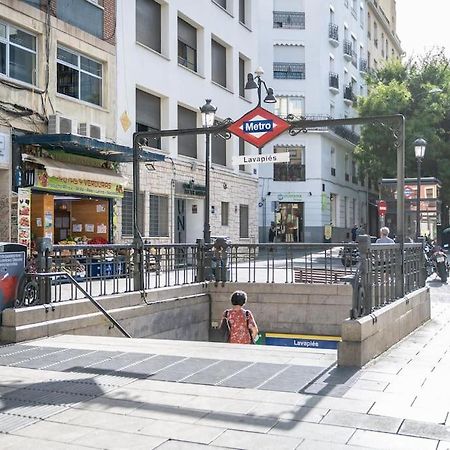 Апартаменты Apartamento A 2 Minutos De Lavapies, Мадрид Экстерьер фото