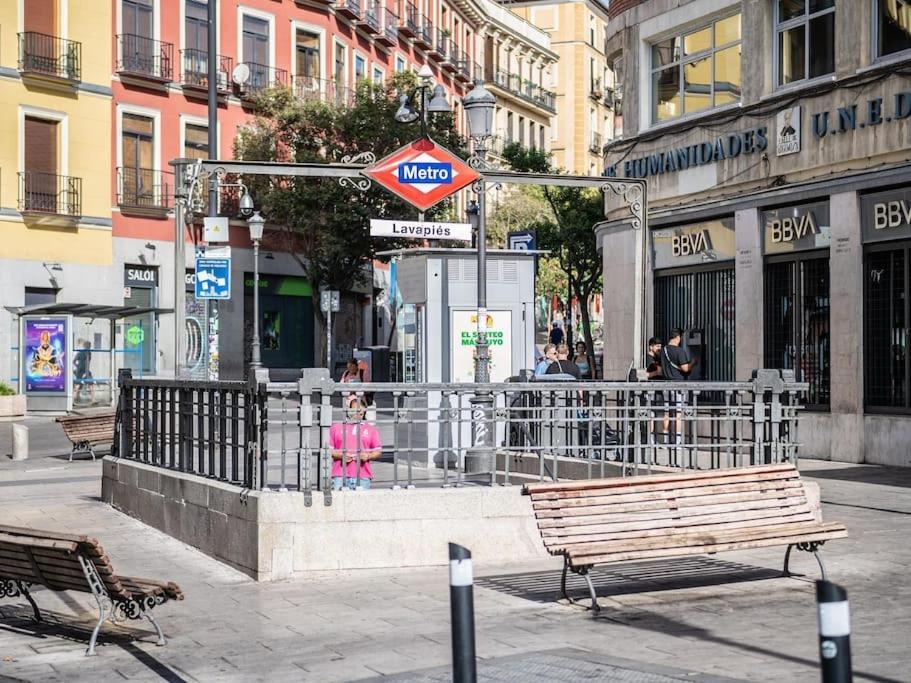 Апартаменты Apartamento A 2 Minutos De Lavapies, Мадрид Экстерьер фото
